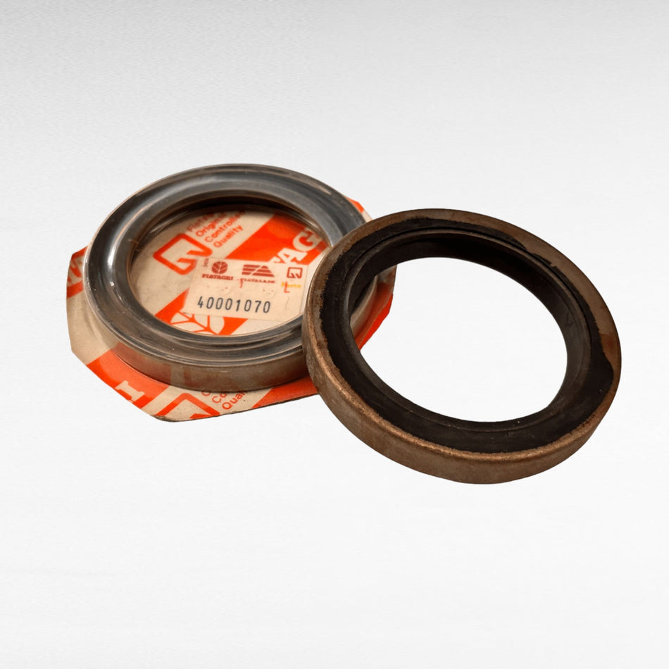 40001070 ANELLO DI TENUTA PER TRATTORI FIAT / NEW HOLLAND