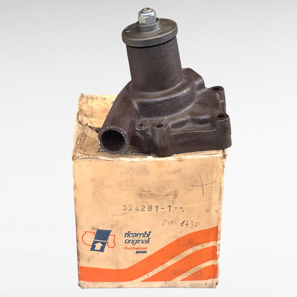 594281 POMPA ACQUA PER TRATTORI FIAT E FORD