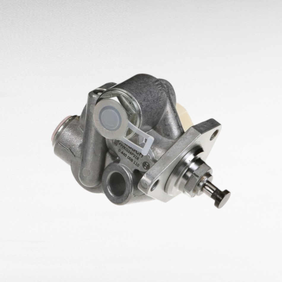 87800631 POMPA CARBURANTE PER TRATTORI E MIETITREBBIE NEW HOLLAND